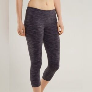 Lululemon Wunder Under Crop Leggings 
Black Space Dye / Black